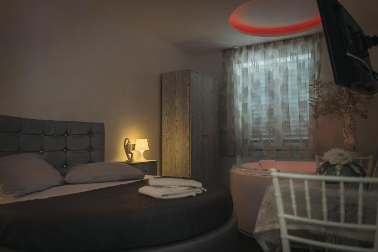 Dl Luxury B&B Neapol Pokój zdjęcie
